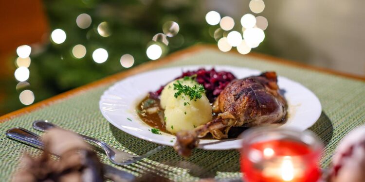 zu-viel-essen-an-den-feiertagen-–-warum-ist-das-so?