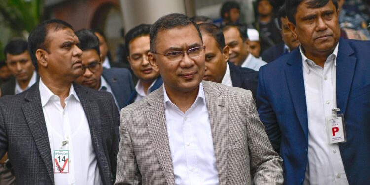 bangladesch:-hoffnungstraeger-rahman-vor-wahl-aus-exil-zurueck