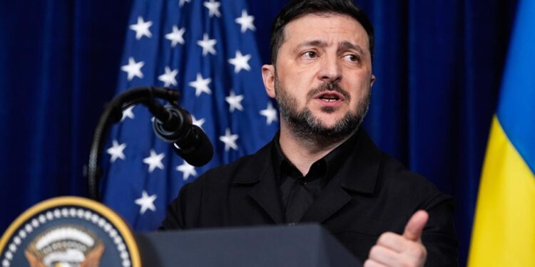 nach-trump-gespraech:-selenskyj-besteht-auf-sicherheitsgarantien