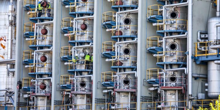 ey-studie:-gewinneinbruch-bei-top-konzernen