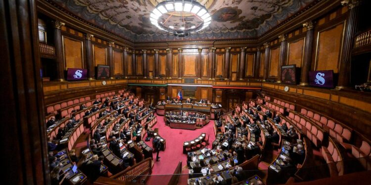 italiens-parlament-verabschiedet-umstrittenen-haushalt