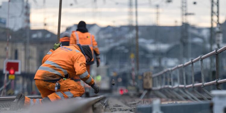 was-sich-2026-bei-der-bahn-aendern-soll