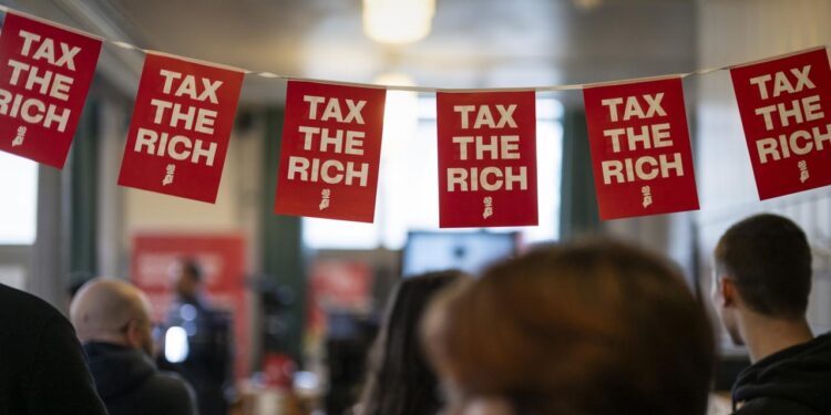 schweizer-stimmen-gegen-steuer-fuer-superreiche