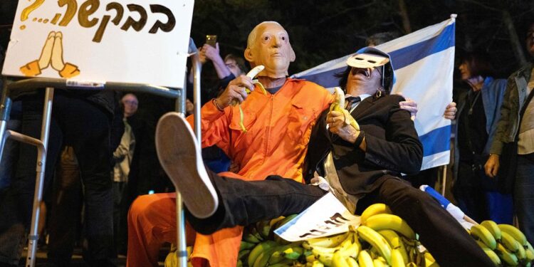 gnadengesuch-im-korruptionsprozess-von-premier-netanjahu-spaltet-israel