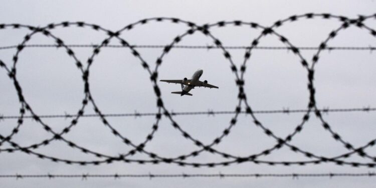 beschluss:-deutschland-muss-schnell-ueber-visa-fuer-afghanen-entscheiden