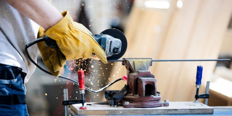 tag-des-handwerks-zeigt-probleme-der-branche