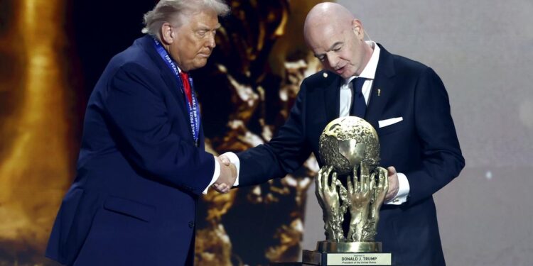 auslosung-zur-fussball-wm:-jede-menge-show-und-ein-preis-fuer-trump