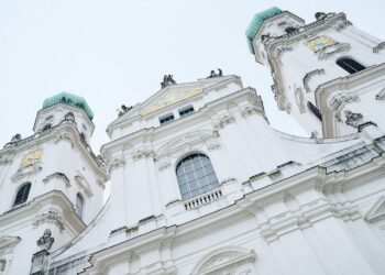 missbrauchsstudie-ermittelt-fast-700-betroffene-im-bistum-passau