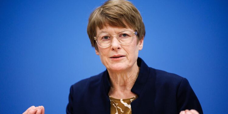 wirtschaftsweise-grimm-kritisiert-rentenpolitik-der-regierung