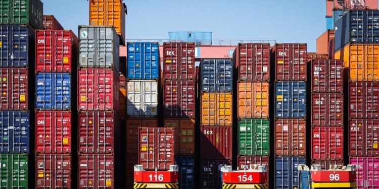 kommentar-zum-eu-lieferkettengesetz:-abgeschwaecht,-aber-besser-als-nichts