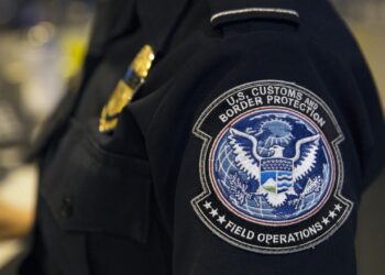 touristen-sollen-laut-us-plaenen-social-media-aktivitaet-preisgeben