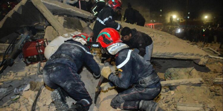 mindestens-19-tote-bei-haeusereinsturz-in-marokko