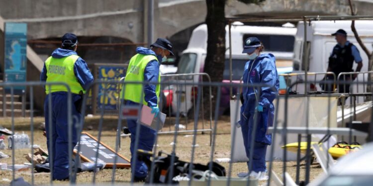attentat-in-australien:-vater-und-sohn-als-angreifer-identifiziert