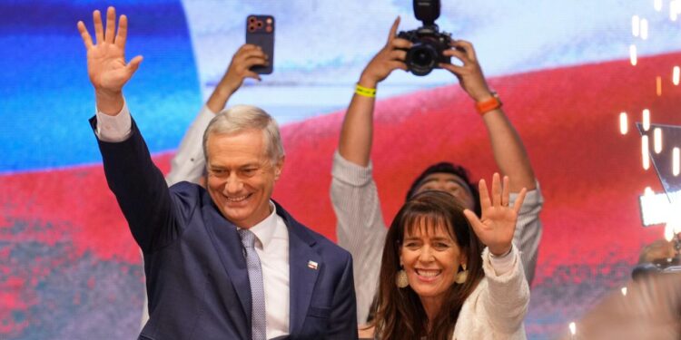 rechtskonservativer-kast-gewinnt-praesidentenwahl-in-chile