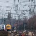 schaden-an-der-oberleitung:-regionalexpress-bei-duesseldorf-evakuiert