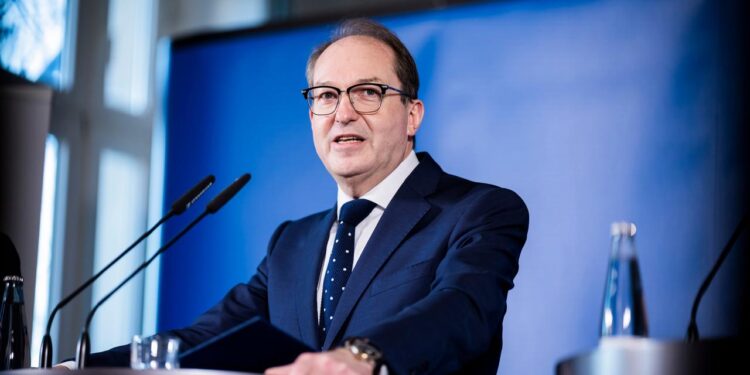 535-afghanen-sollen-moeglichst-bis-jahresende-nach-deutschland-kommen