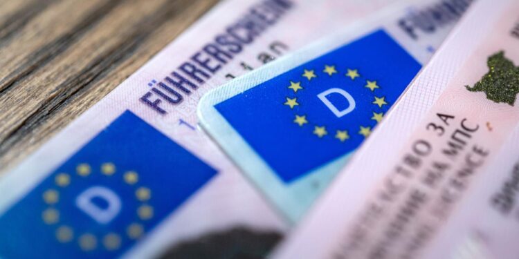 fuehrerschein:-minister-rechnet-nicht-mit-rascher-kostensenkung