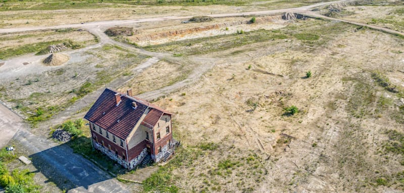 endlich-das-ende-der-deutschen-bau-misere?-nach-100-tagen-herrscht-bereits-frust