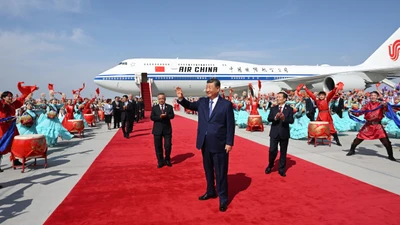 70.-jahrestag-in-xinjiang:-xi-findet-uiguren-kurs-voellig-richtig