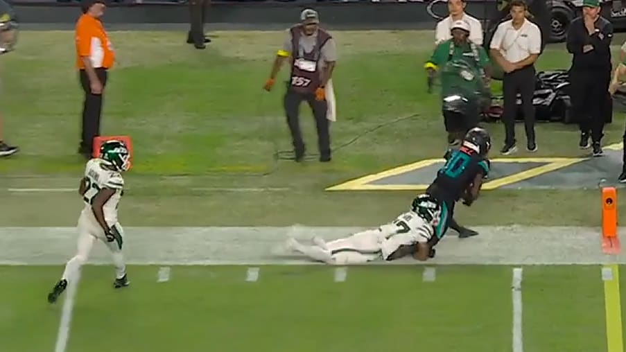 so-sollte-ein-bein-nicht-aussehen-–-horror-verletzung-bei-nfl-star