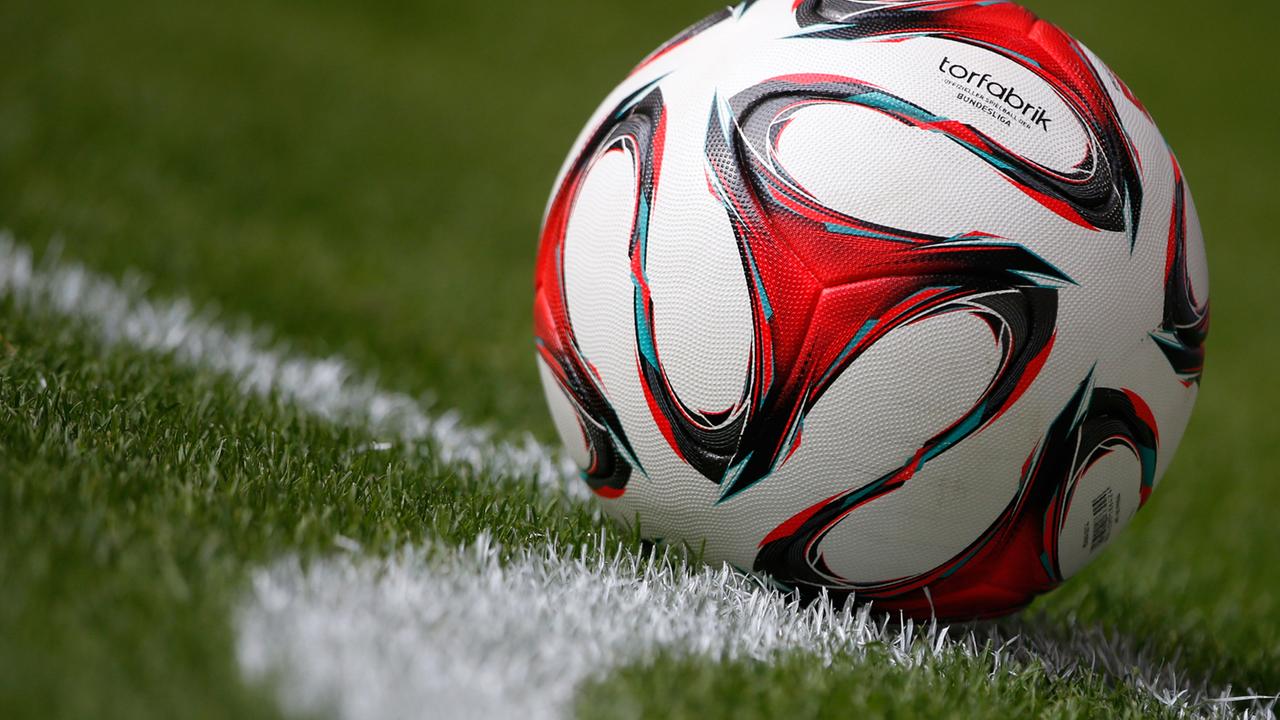 jetzt-live-–-duesseldorf-empfaengt-nuernberg,-braunschweig-gegen-paderborn