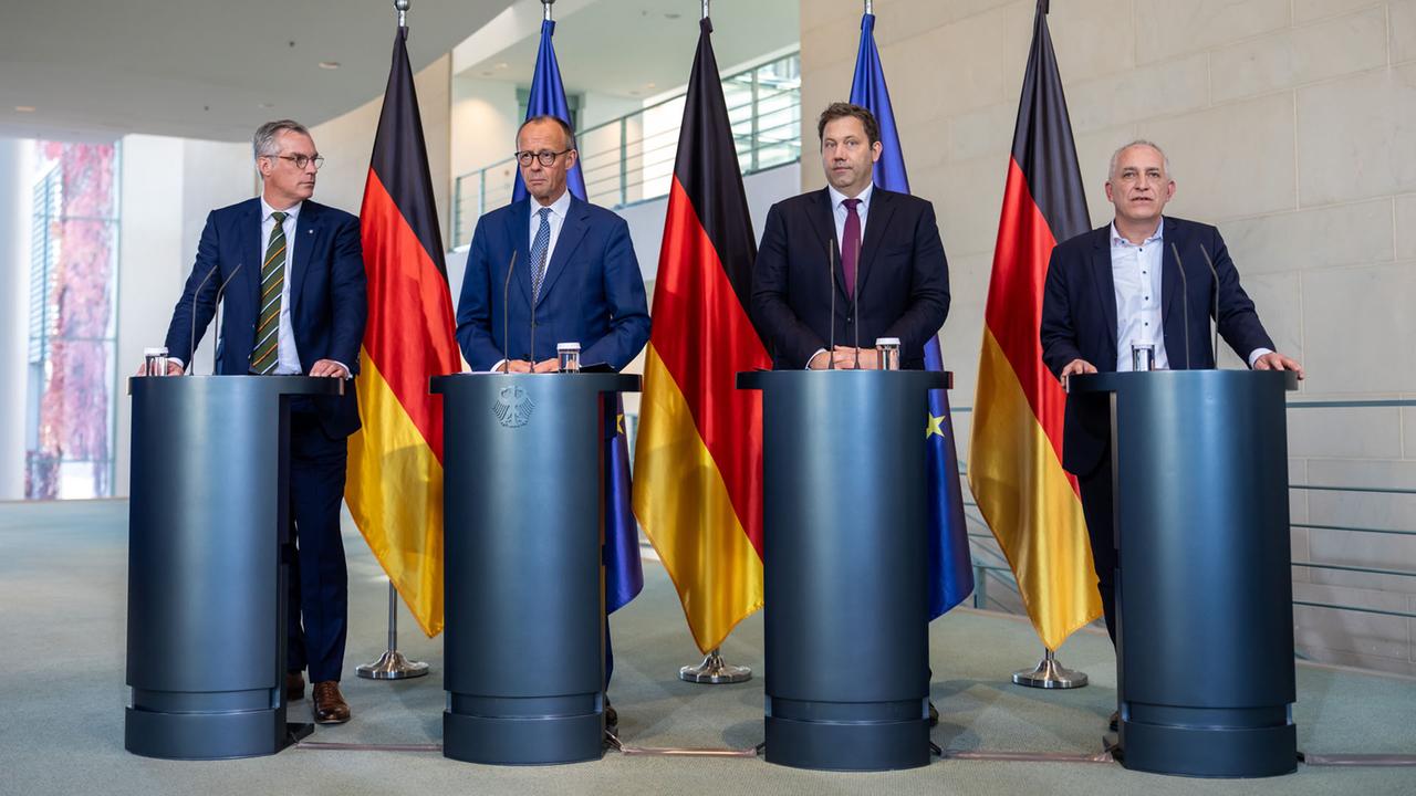 gipfel-im-kanzleramt:-merz-will-deutsche-stahlindustrie-schuetzen