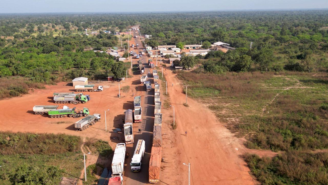 wer-sind-die-jnim-milizionaere,-die-malis-hauptstadt-blockieren?