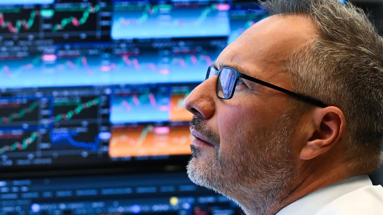 marktbericht:-dax-winkt-starkes-wochenplus